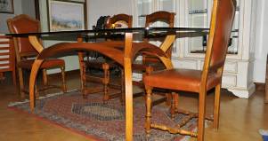 Tavolo cristallo-legno